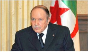 le-president-abdelaziz-bouteflika-sentretient-avec-son-homologue-francais-emmanuel-macron